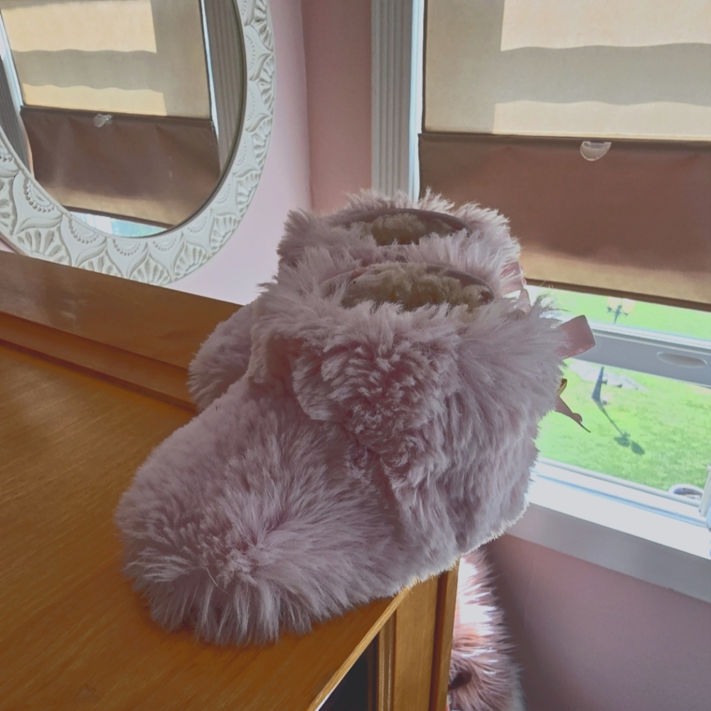 Baby Uggs, Baby Jesse Bow II Fluff, Size 2/3